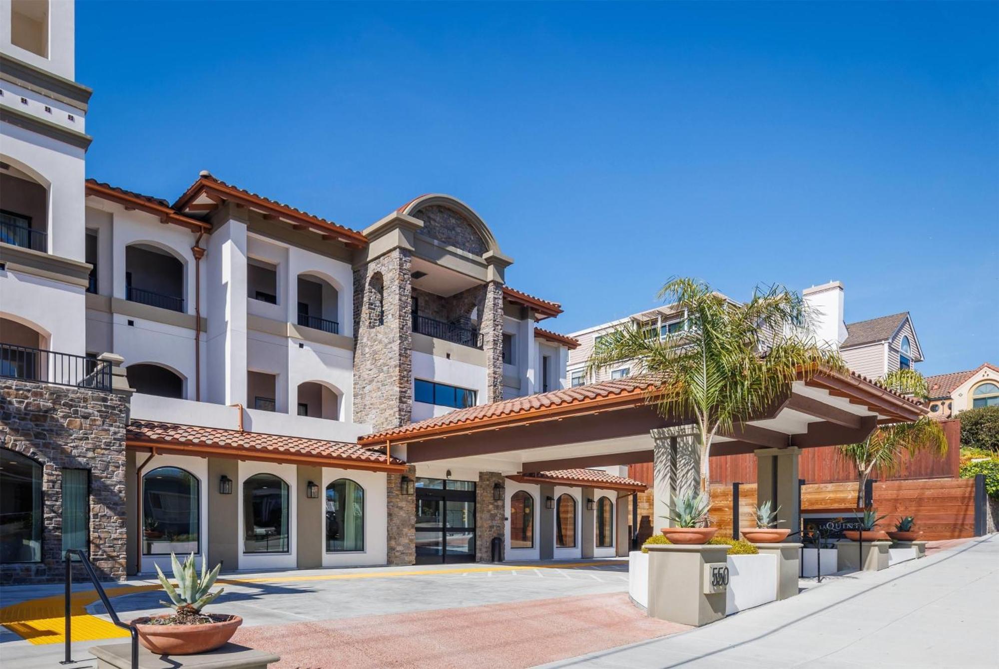 La Quinta Inn & Suites By Wyndham Santa Cruz Exterior foto
